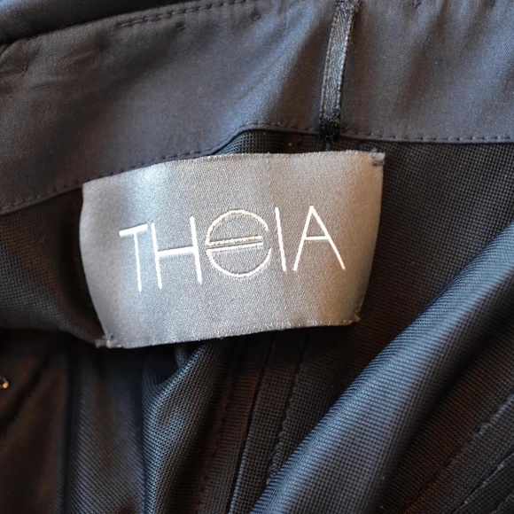 Theia Couture | Off-the-shoulder dress - Picture 7 of 8